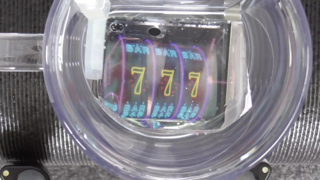 ���u���t�ŃQ�[�������]��